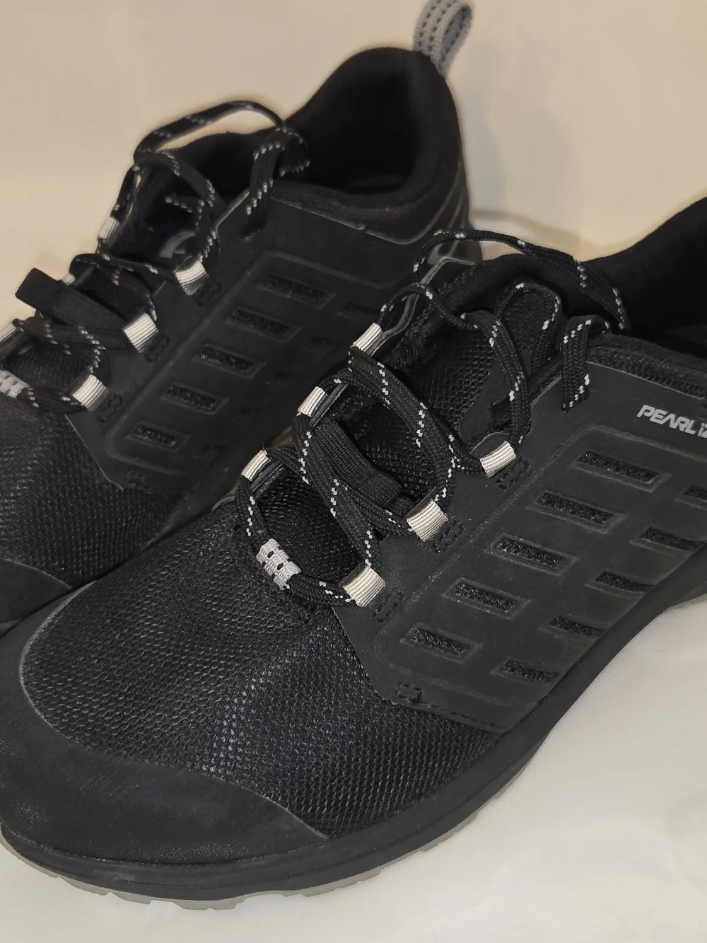Pearl Izumi Men's Black Cycling Biking Shoes Clip In